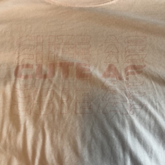 ✨2/$75 ✨Fabletics tee and shorts outfit - Picture 3 of 6